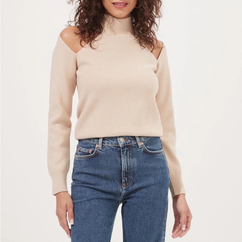 BRAND NEW WITH TAGS ASTR THE LABEL HILARY SWEATER (SAND)
